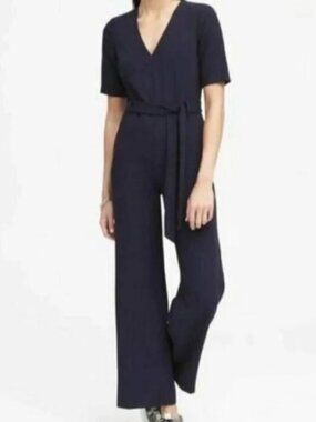 Banana Republic Brand Women's size 8 NWT Navy Wide Leg Belted Jumpsuit